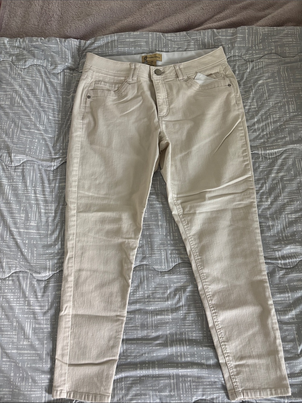 Cream Women’s Jeans - Classic Slim Fit